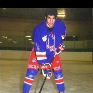 Meet your Posher, Jonathan